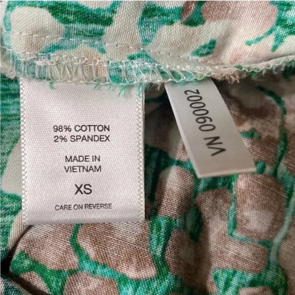 New York & Company Button Down Short Sleeve Leopard Print Shirt, Size XS - Picture 6 of 8